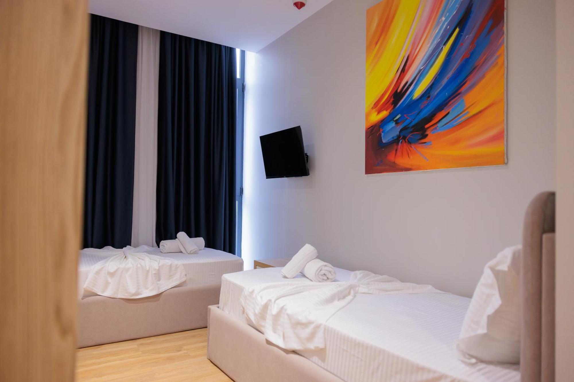 Bel Ami Tirana 2 Hotel Buitenkant foto