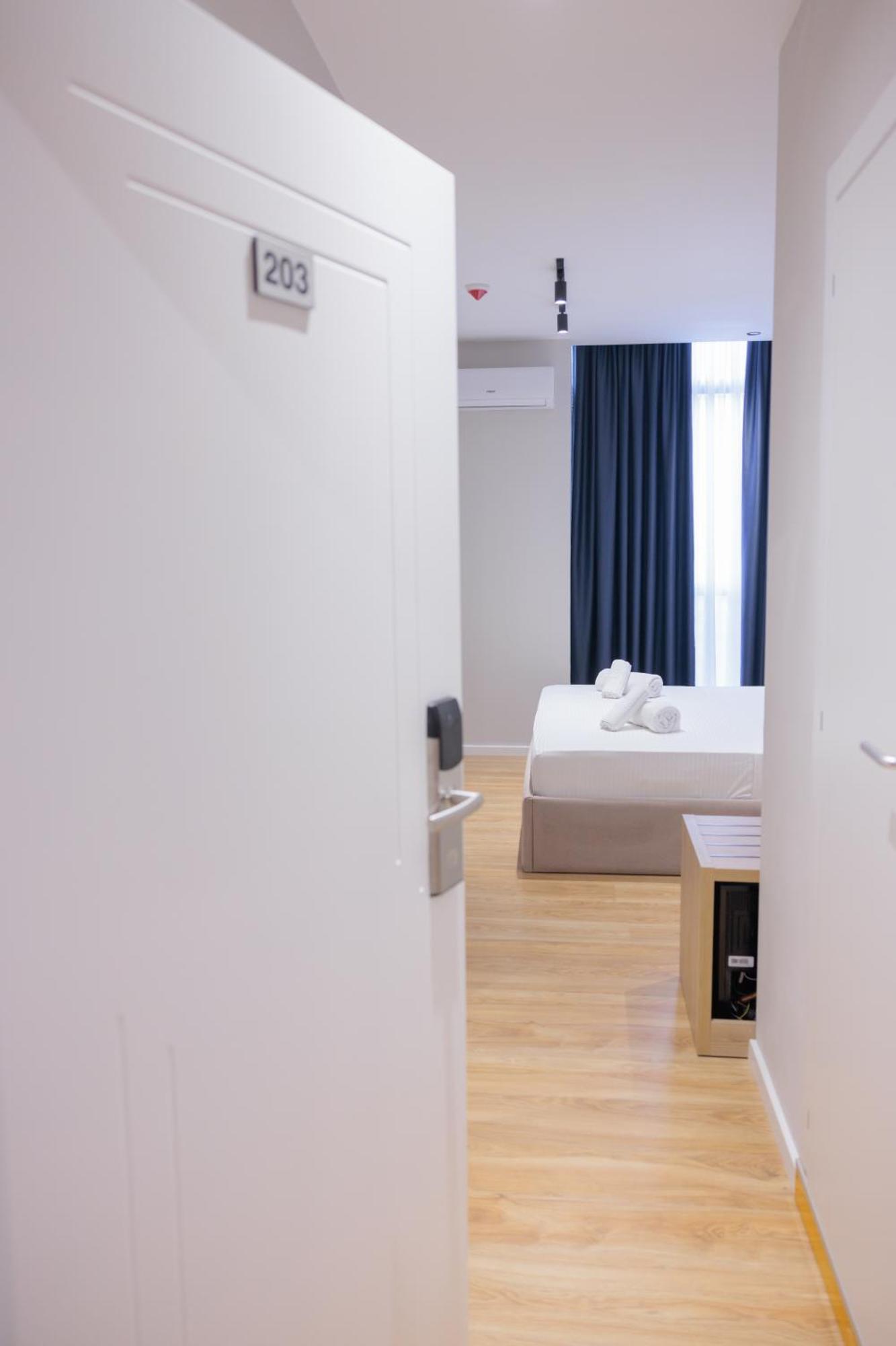 Bel Ami Tirana 2 Hotel Buitenkant foto